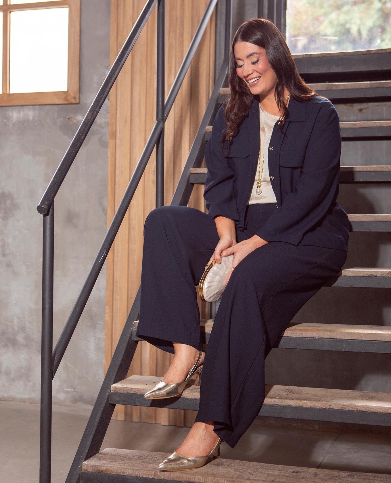 PANTALÓN WIDE LEG TALLAS GRANDES PASADORES DOBLES Y BOLSILLOS DIAGONALES Adrissa | Ropa para mujer Pantalones