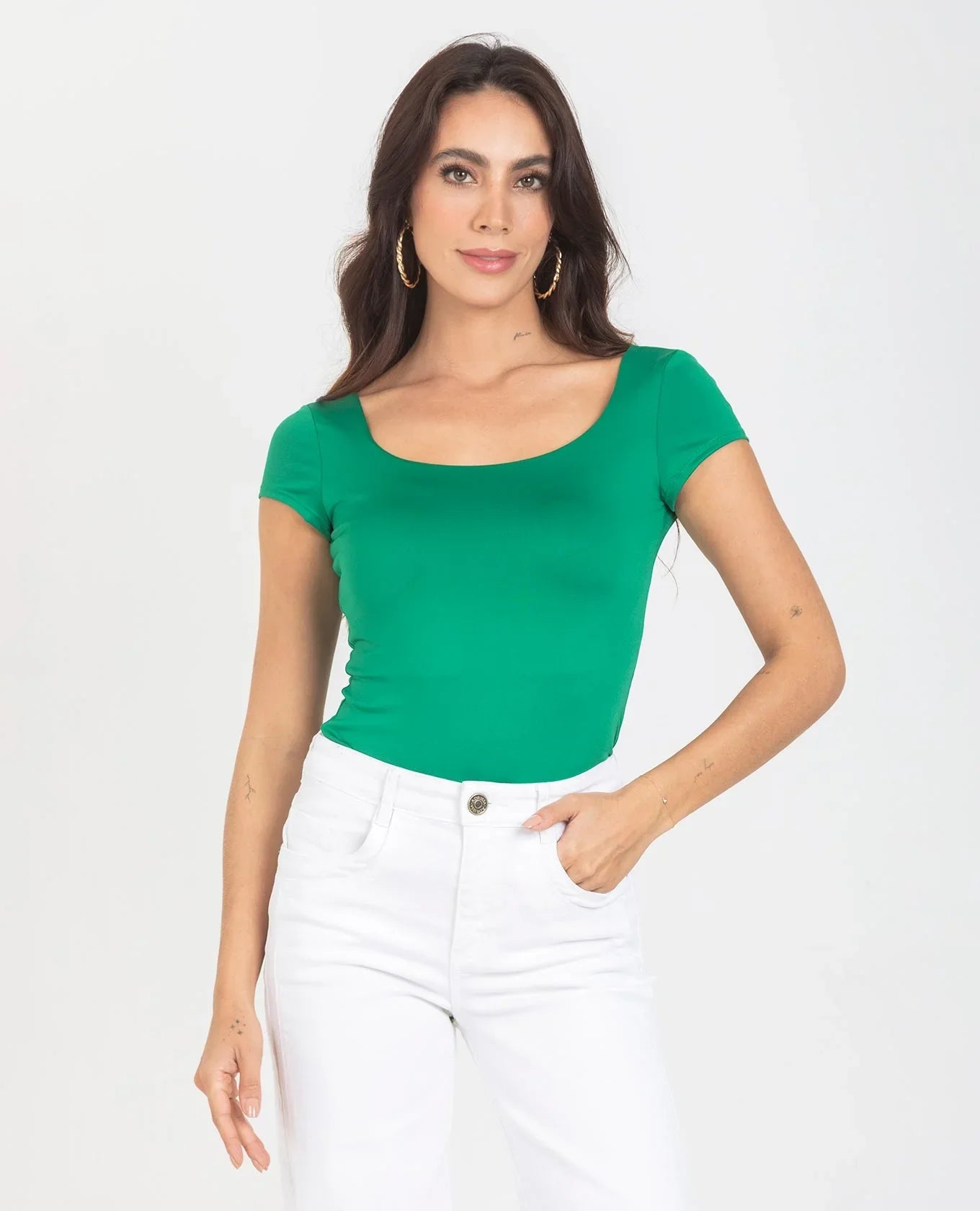 BLUSA ADRISSA BÁSICA REBECA PARA MUJER VERDE ESMERALDA Adrissa Blusas