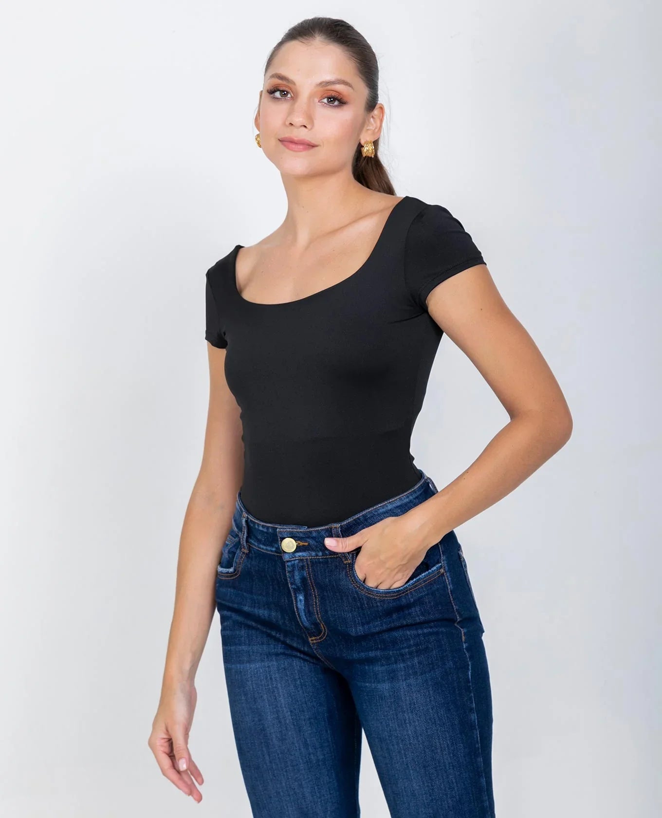 BLUSA ADRISSA BÁSICA REBECA PARA MUJER NEGRO Adrissa Blusas