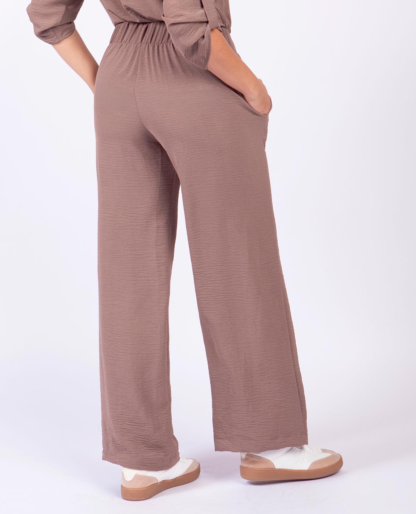 PANTALÓN BÁSICO ALMA CON ELÁSTICO EN CINTURA Adrissa Pantalones