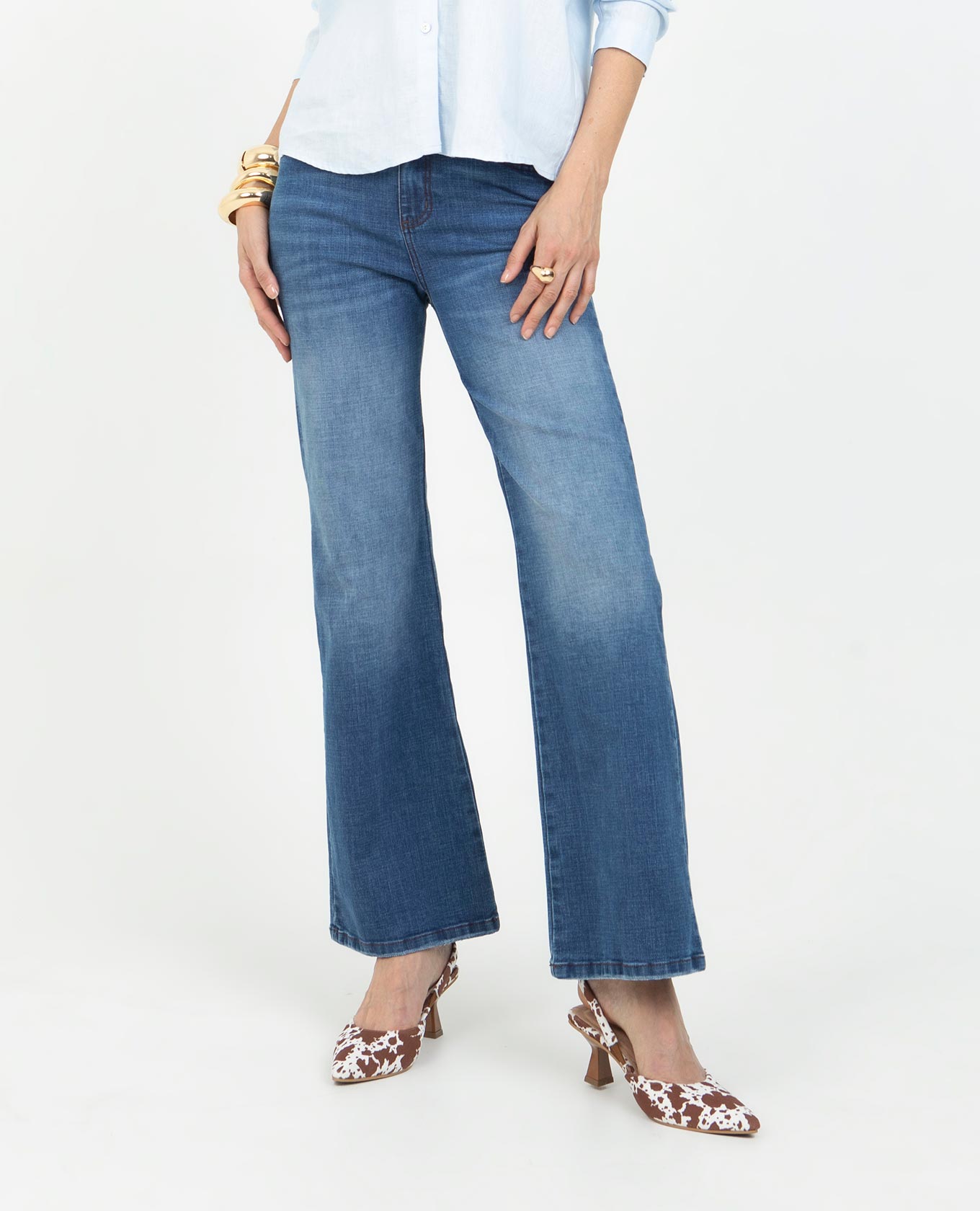 JEAN REGULAR PARA MUJER TONO MEDIO CINCO BOLSILLOS PRETINA DELGADA Adrissa