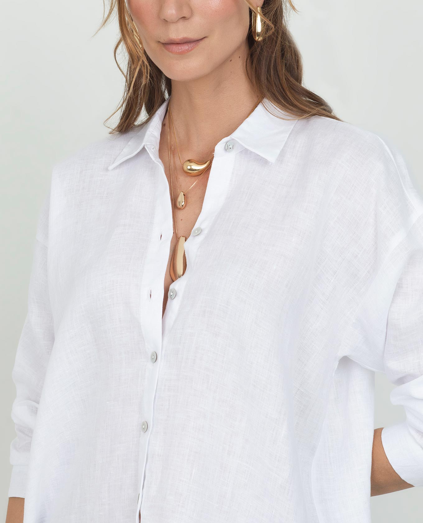 CAMISA EN LINO PARA MUJER MANGA LARGA CON BOTONES EN NACAR Adrissa | Ropa para mujer Blusas