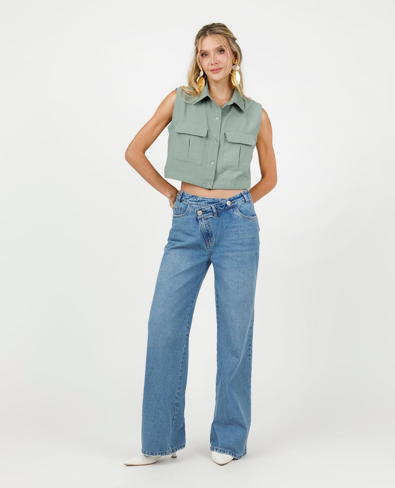 JEAN WIDE LEG PARA MUJER PRETINA CRUZADA TONO MEDIO CINCO BOLSILLOS Adrissa | Ropa para mujer Jeans