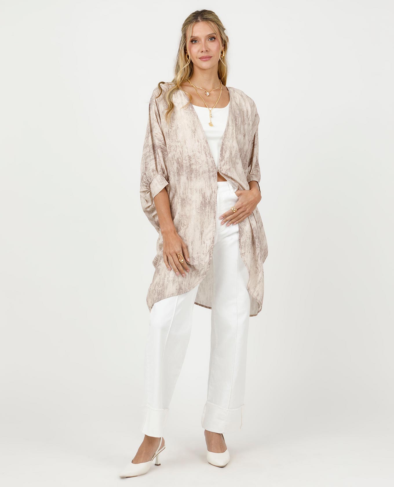 COMPLEMENTO ESTAMPADO PARA MUJER RECOGIDO EN MANGA Y BOTON Adrissa | Ropa para mujer Blusas