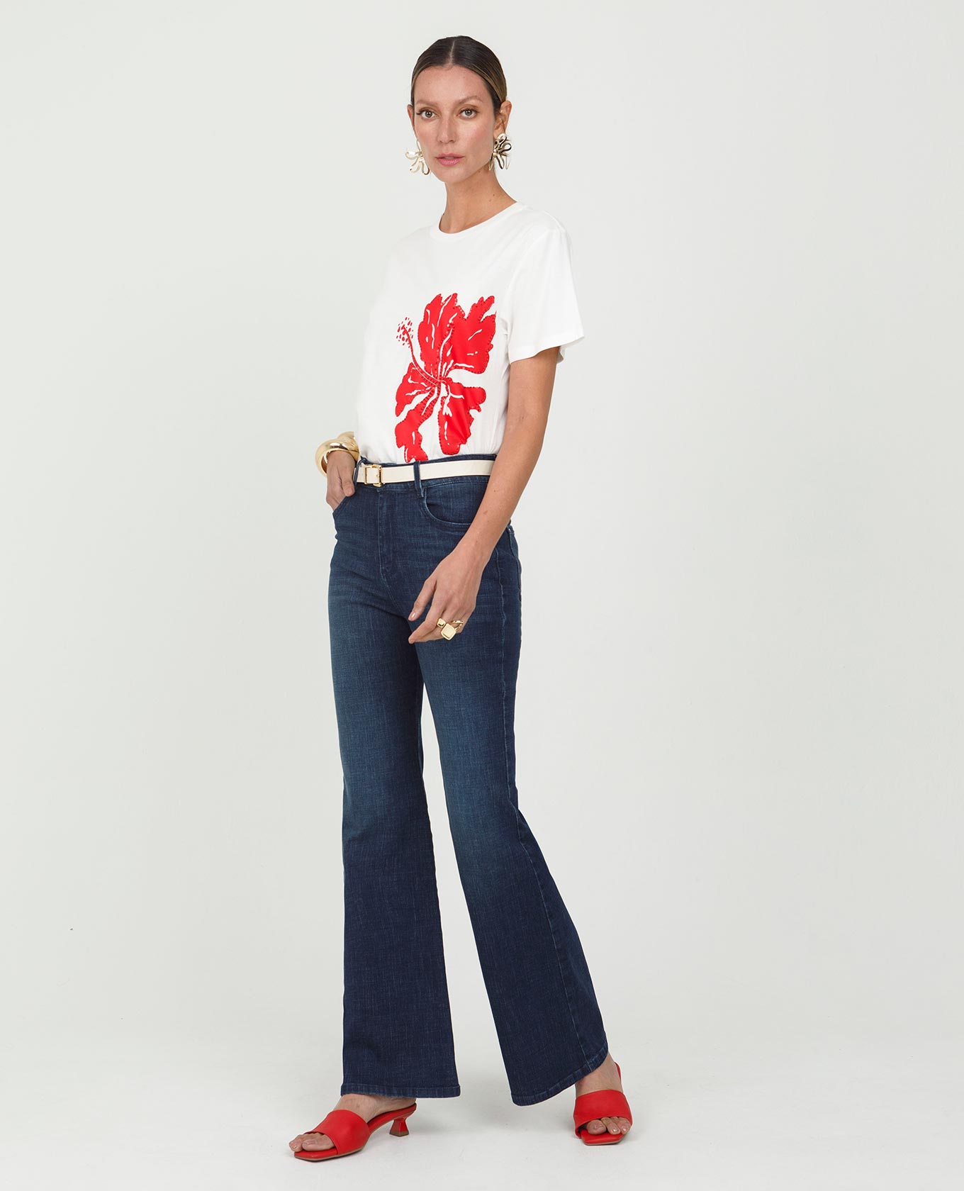 CAMISETA EN ALGODÓN PARA MUJER ESTAMPADO CON BORDADO EN LENTEJUELAS MANGA CORTA Adrissa | Ropa para mujer