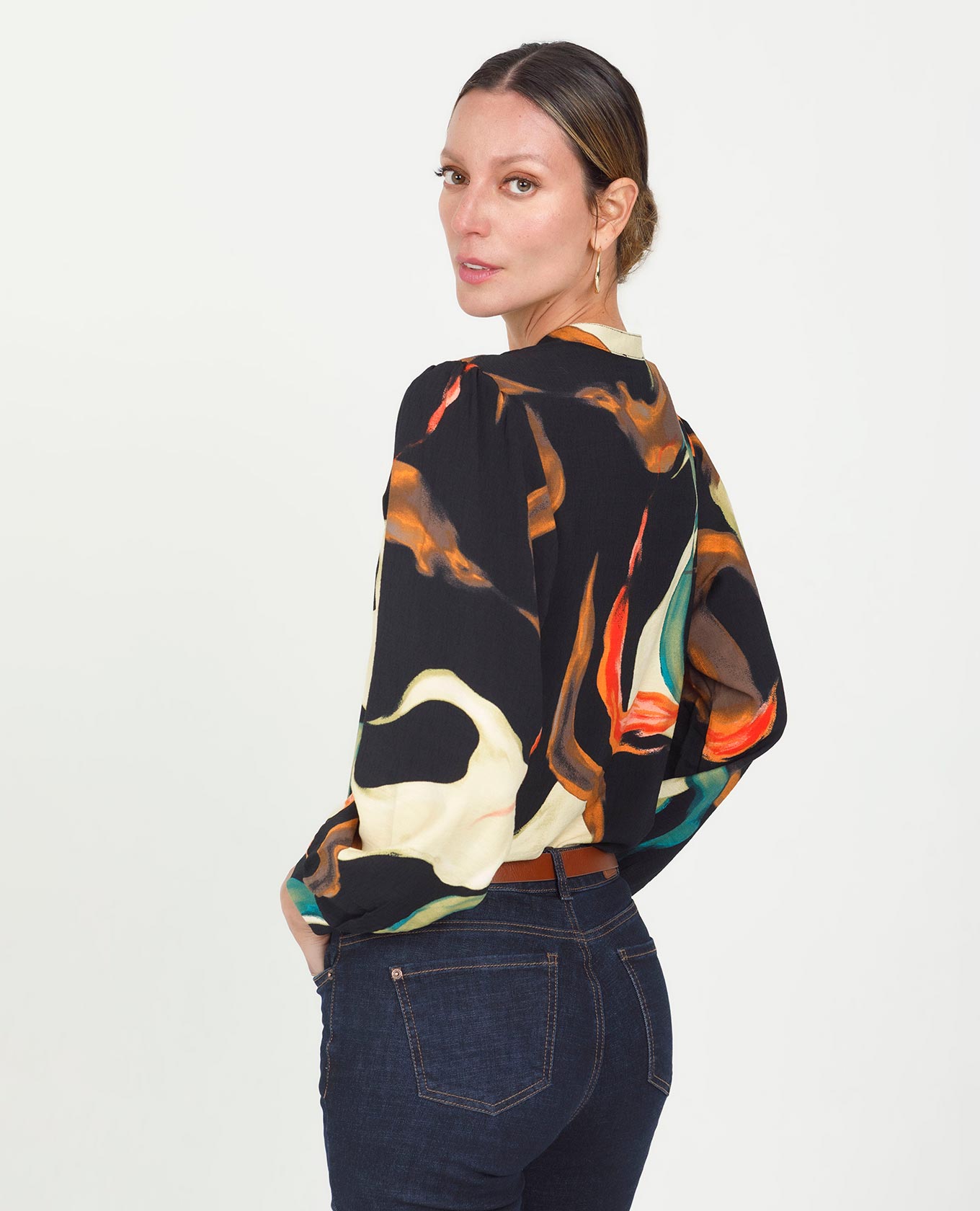 BLUSA ESTAMPADA PARA MUJER CUELLO NERU MANGA LARGA Adrissa | Ropa para mujer Blusas