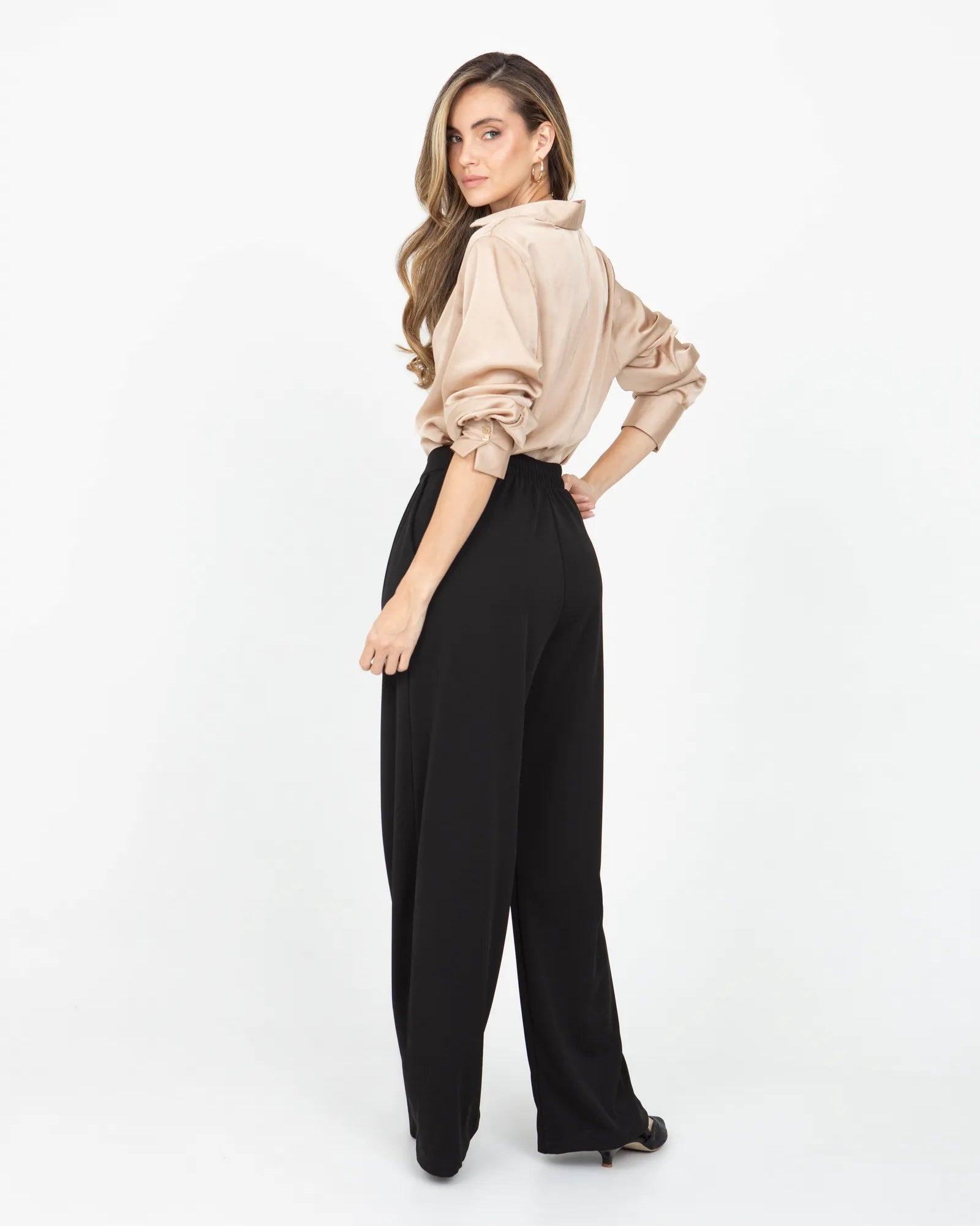 CAMISA MANGA LARGA PARA MUJER SATINADA CON PUNOS M CAKY Adrissa | Ropa para mujer Blusas