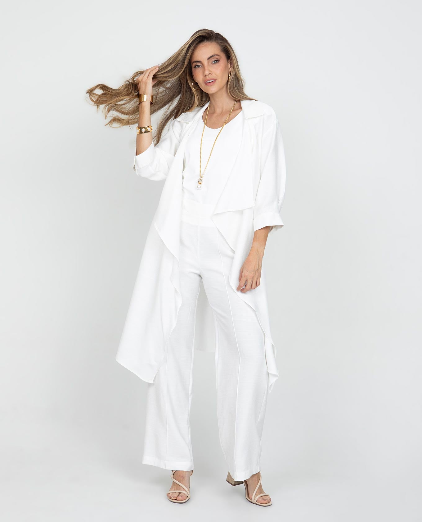 COMPLEMENTO PARA MUJER MANGA 3/4 FRENTES ASIMÉTRICOS Adrissa | Ropa para mujer Blusas