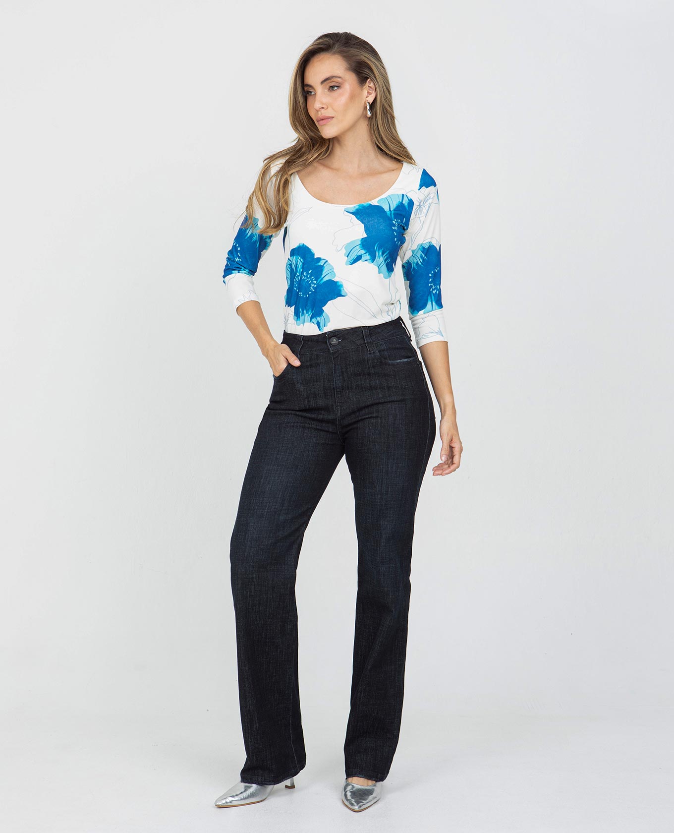 BLUSA ESTAMPADA MANGA 3/4 ESCOTE U EN TEJIDO DE PUNTO Adrissa | Ropa para mujer Blusas