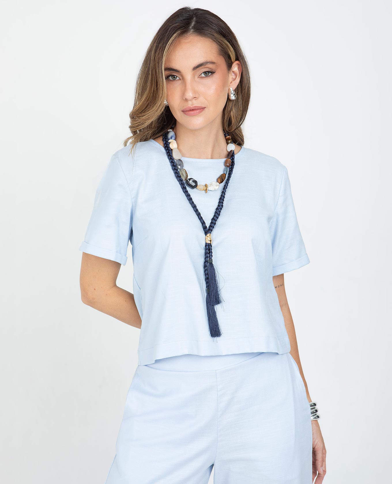 BLUSA MANGA CORTA PARA MUJER ESCOTE REDONDO CON PERILLA EN ESPALDA Y GUARDAPOLVO Adrissa | Ropa para mujer Blusas