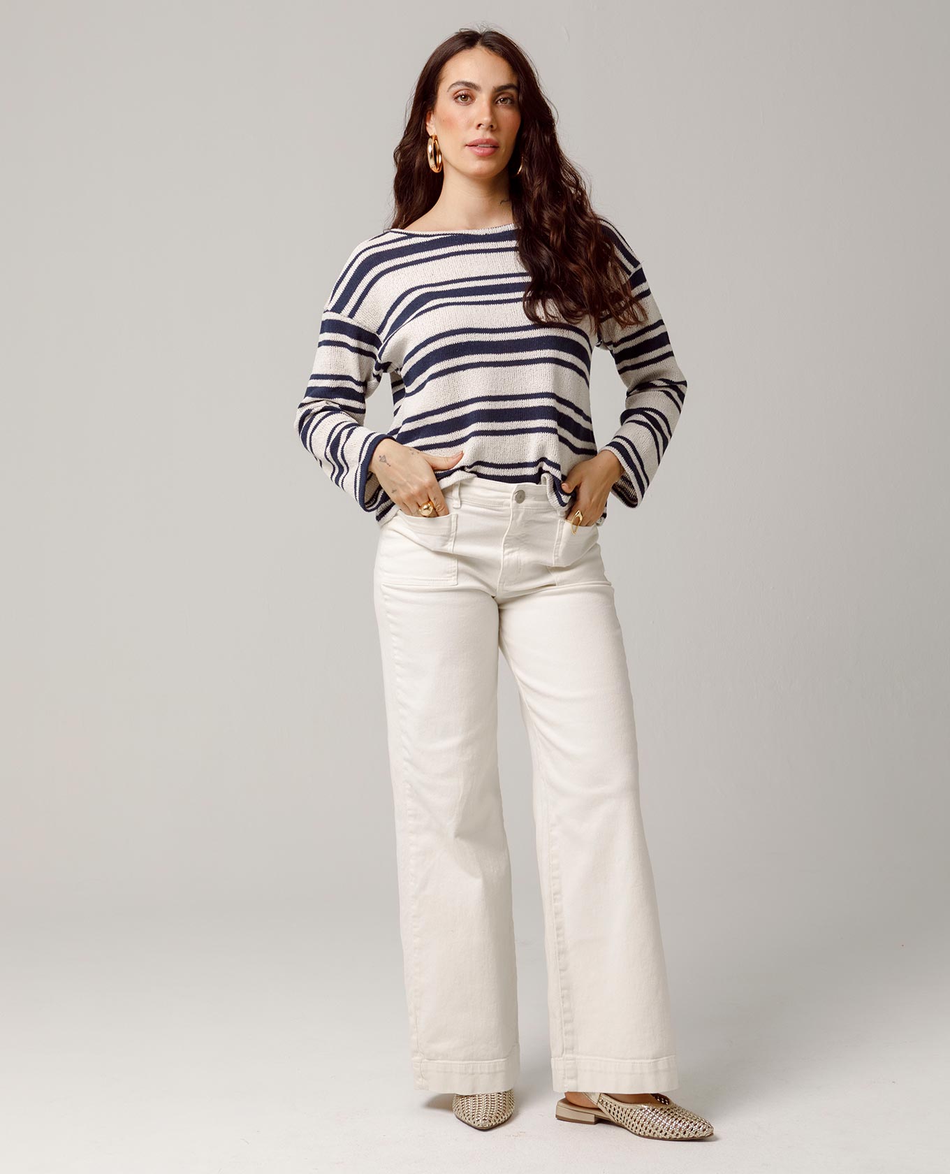 BUZO TEJIDO PARA MUJER EN RAYAS PRETENIDAS ESCOTE SEMIBANDEJA Adrissa | Ropa para mujer Buzos