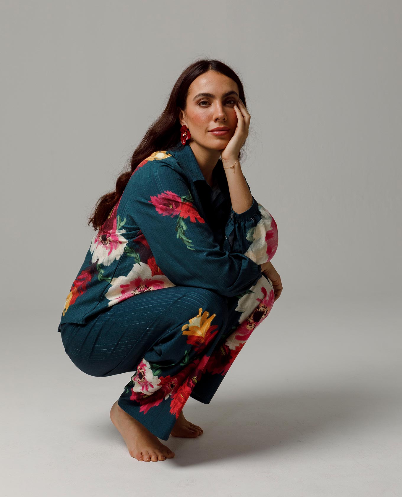 CAMISA FLORES PARA MUJER ESTAMPACIÓN EXCLUSIVA MANGA LARGA EN JAQUARD Adrissa | Ropa para mujer Blusas