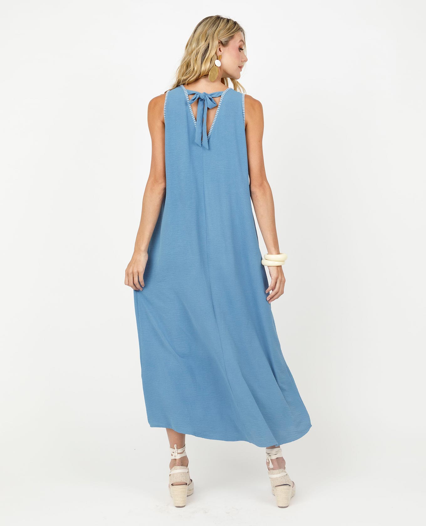 VESTIDO LARGO PARA MUJER ESCOTE V CON COSTURA ARTESANAL CON TIRA EN ESPALDA Adrissa | Ropa para mujer Vestidos