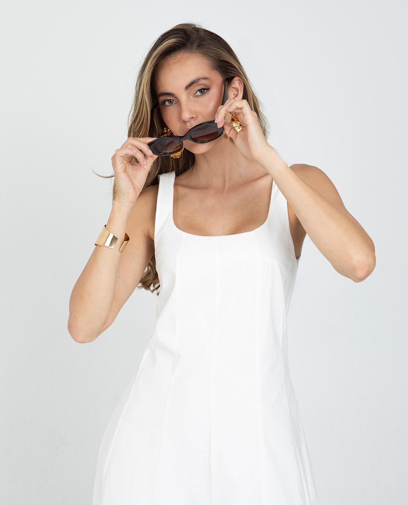 VESTIDO MIDI PARA MUJER EN NESGAS CON ESCOTE U FORRADO Y CREMALLERA Adrissa | Ropa para mujer Vestidos