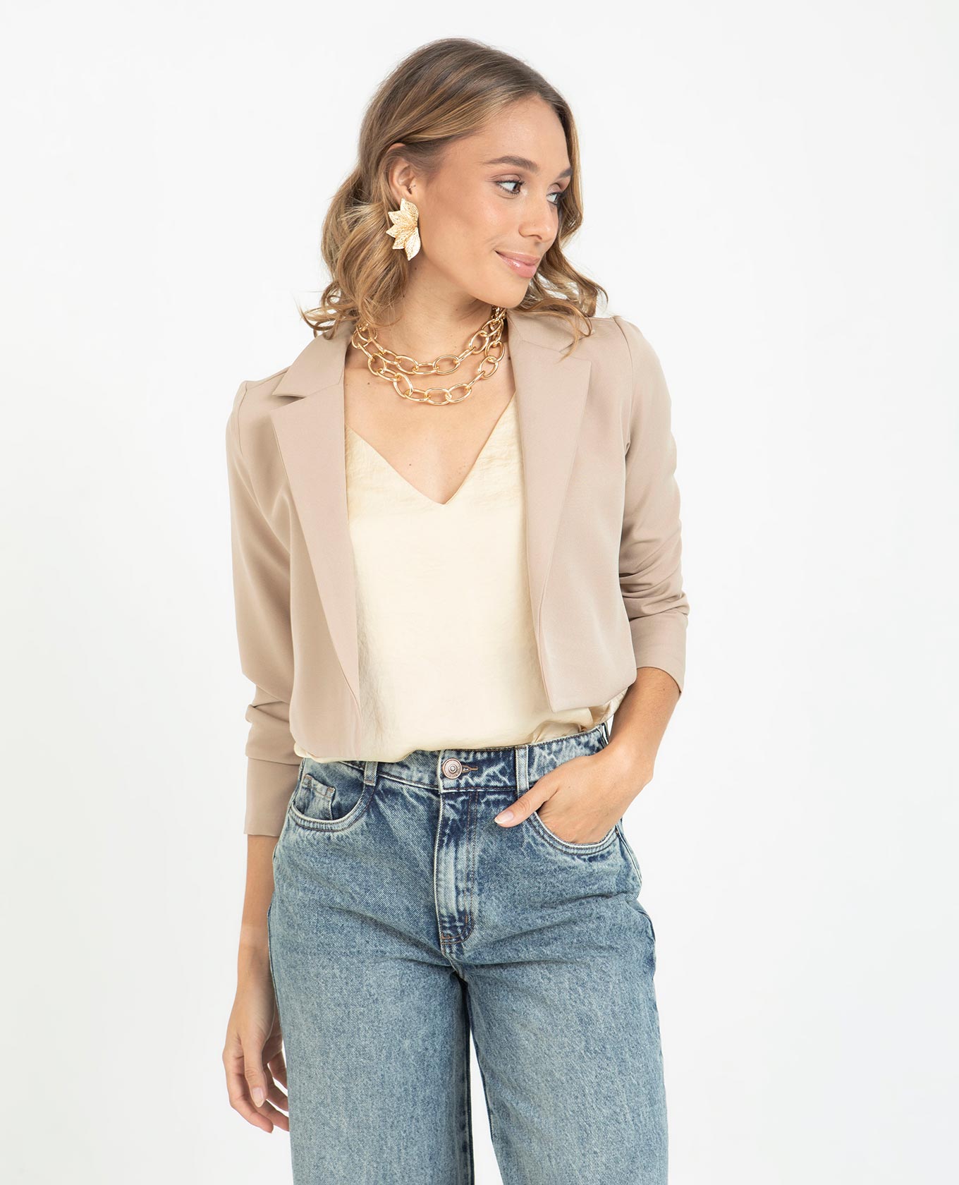 MINIBLAZER BÁSICO VICTORIA PARA MUJER BEIGE Adrissa