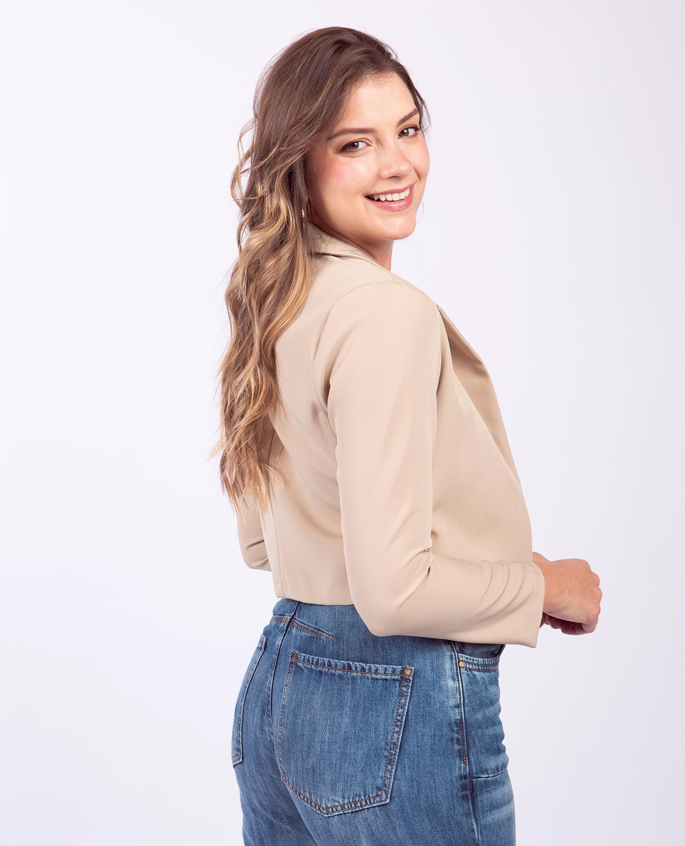 MINIBLAZER BÁSICO VICTORIA PARA MUJER Adrissa Chaquetas