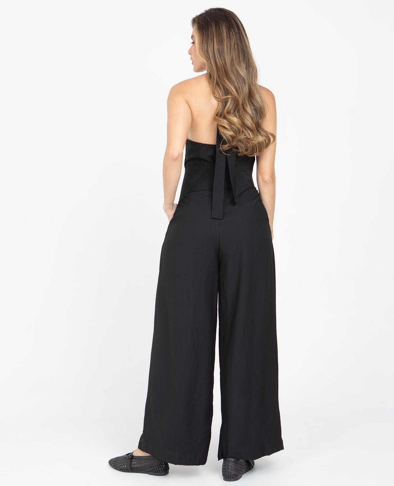 ENTERIZO NEGRO PARA MUJER ESCOTE V ESPALDA DESCUBIERTA CON ELASTICO Adrissa | Ropa para mujer