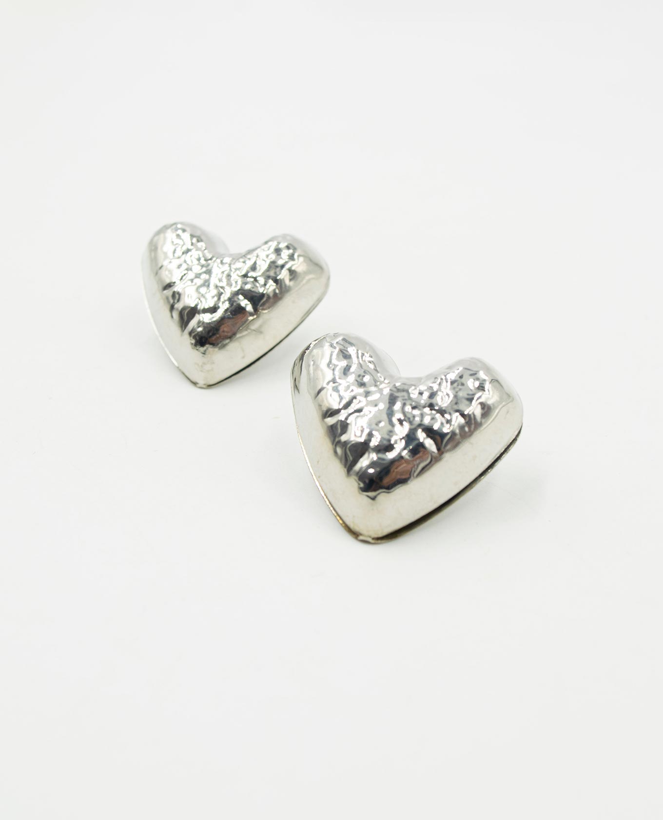 ARETE FEMENINO CORAZÓN Adrissa | Ropa para mujer
