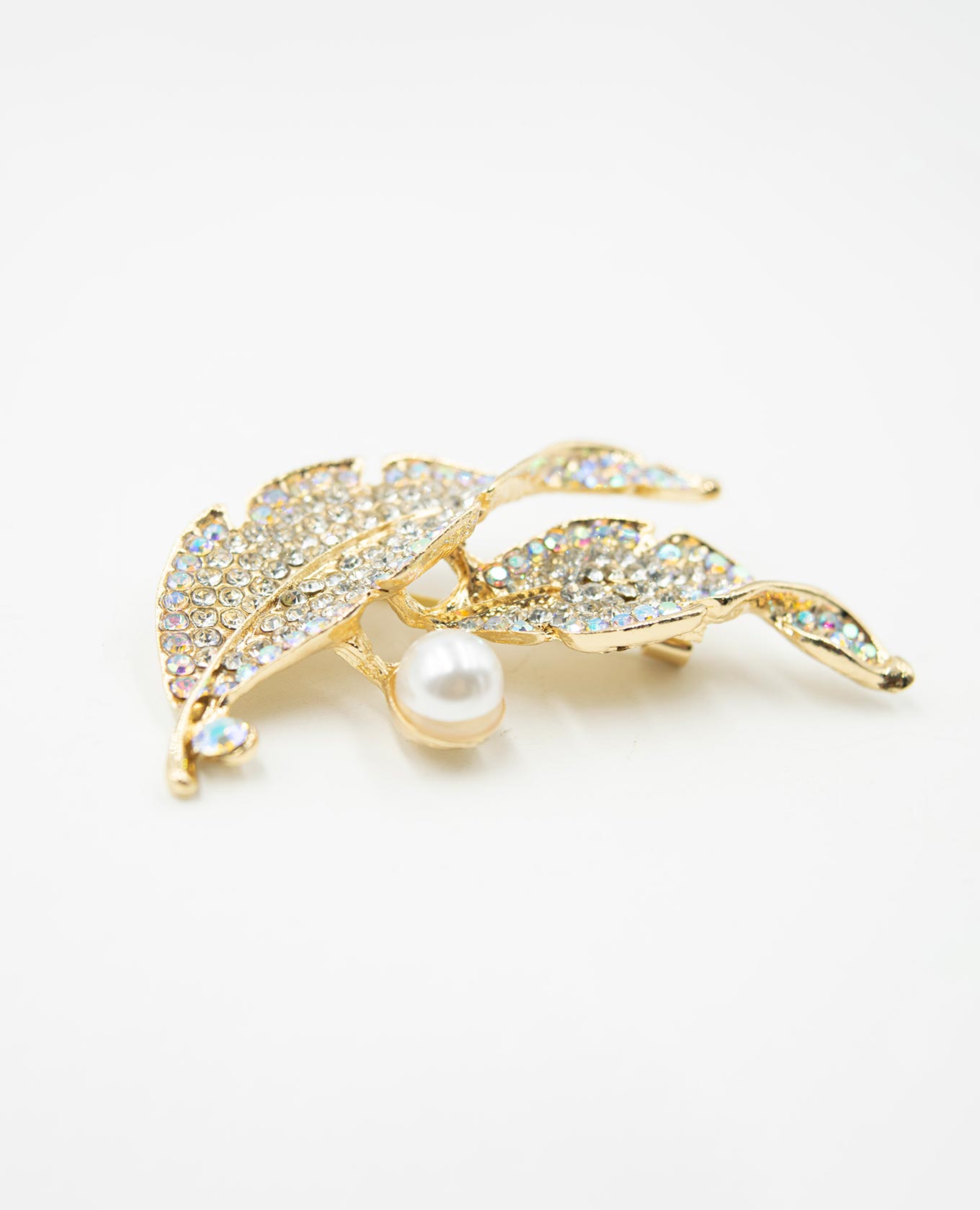 PRENDEDOR HOJA PERLA Adrissa | Ropa para mujer