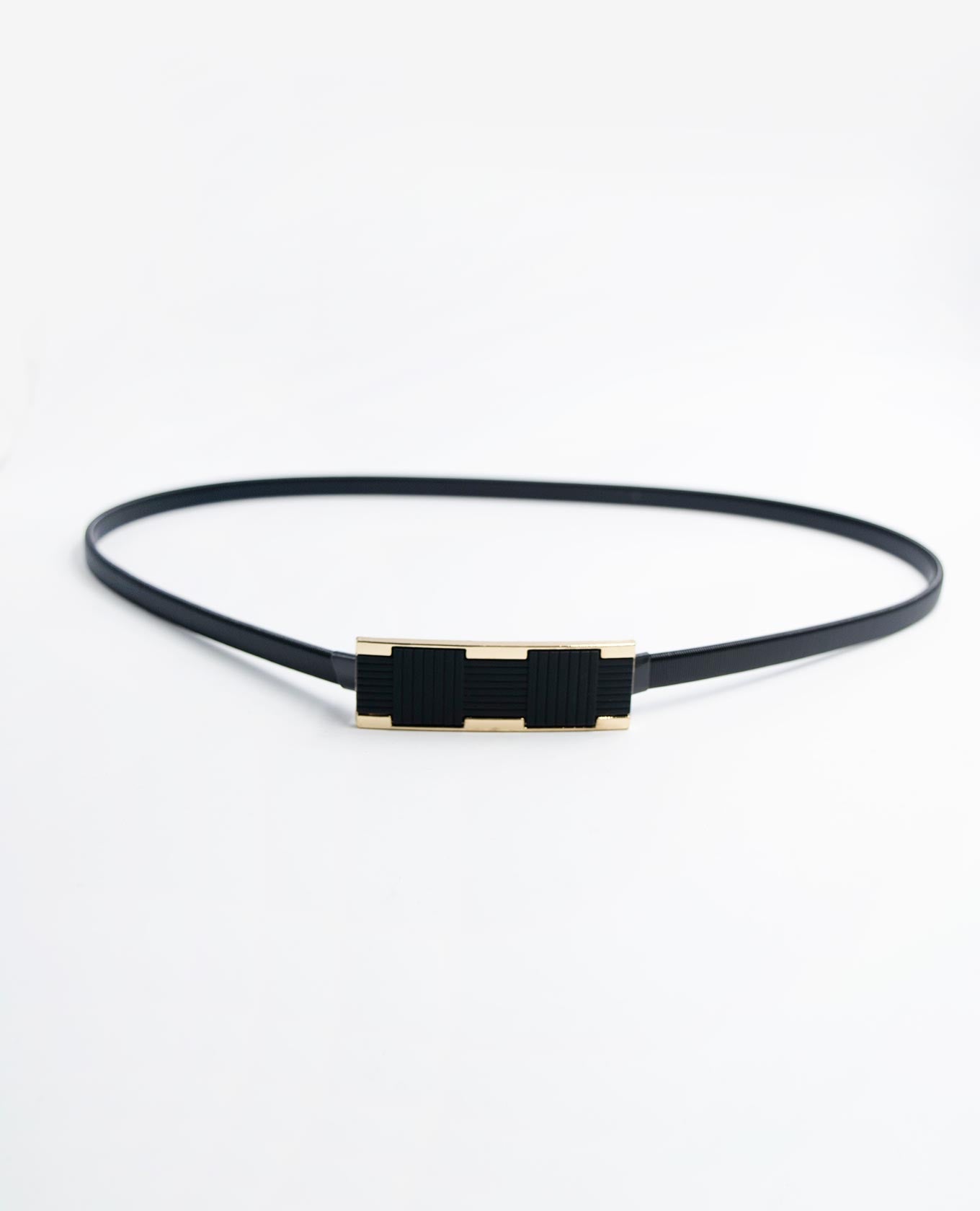 CINTURÓN ENRESORTADO PARA MUJER CON BROCHE Adrissa | Ropa para mujer