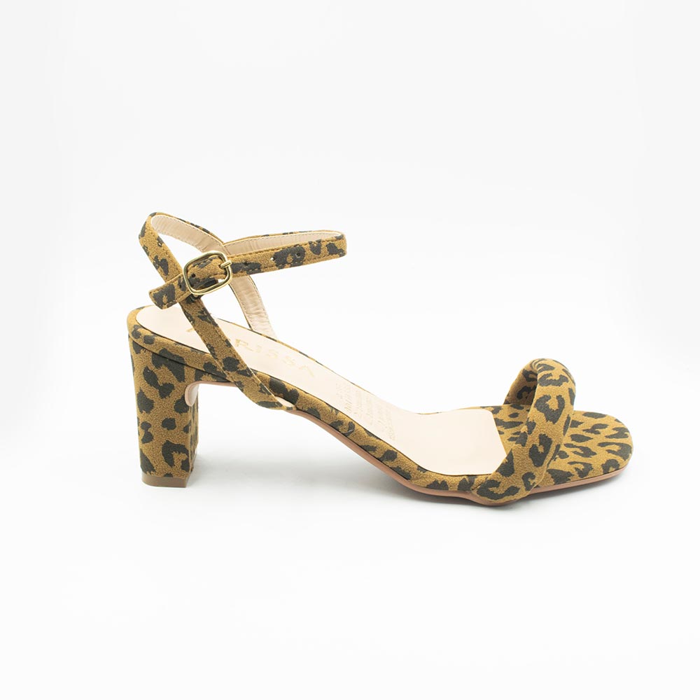 SANDALIA DE TACÓN EN ANIMAL PRINT Adrissa