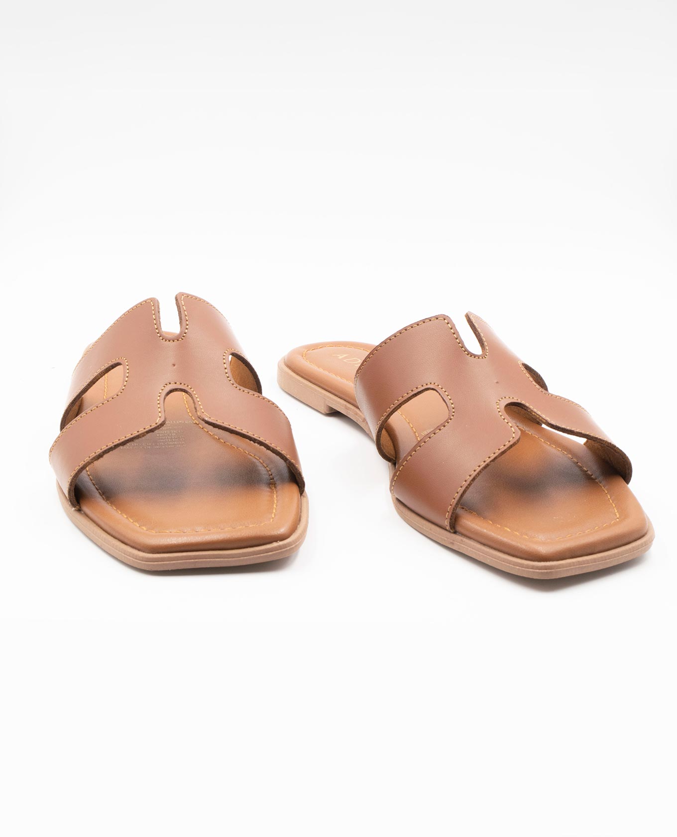 SANDALIA PLANA CORTE LASER Adrissa | Ropa para mujer