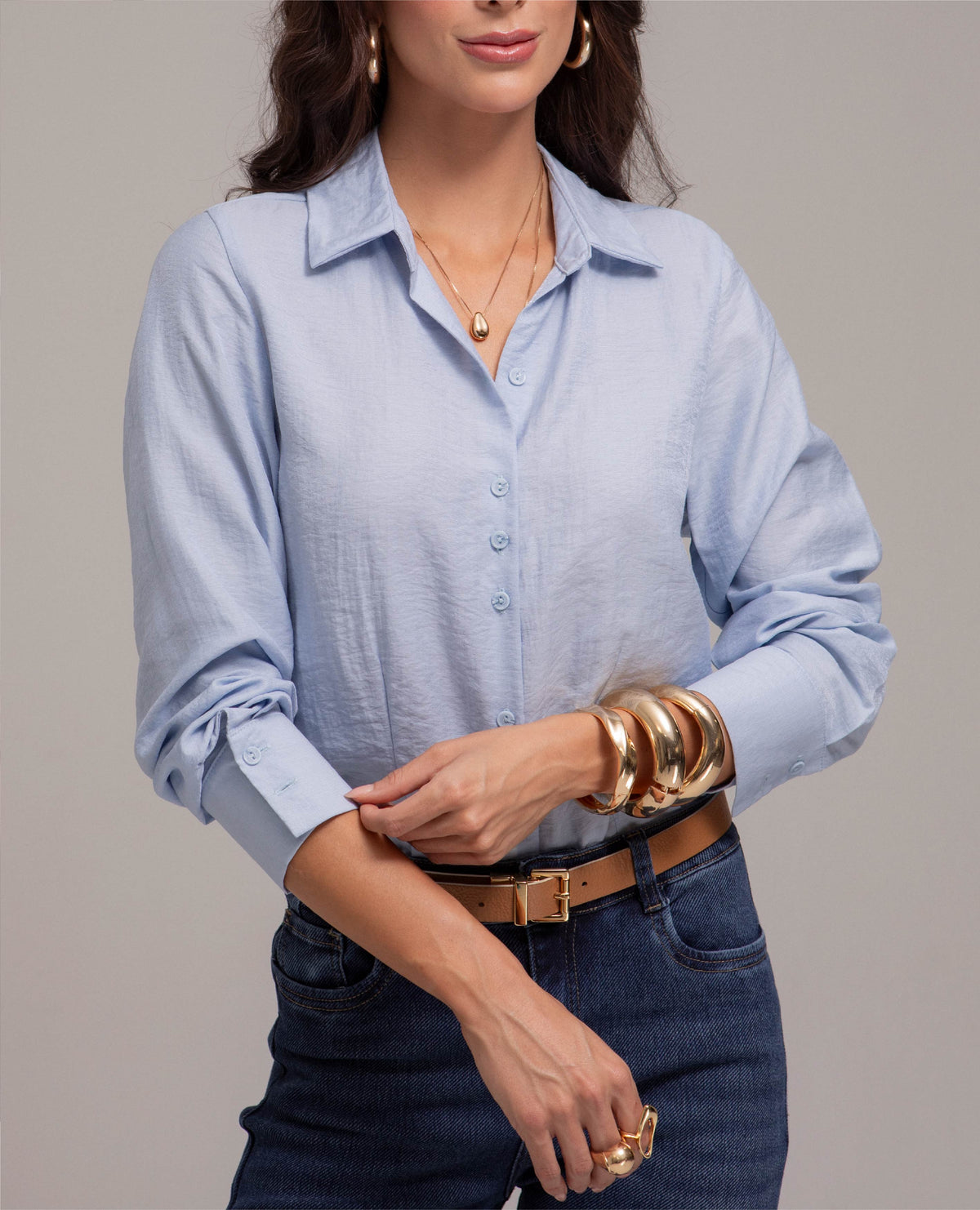 CAMISA MANGA LARGA PARA MUJER SILUETA AJUSTADA CON PINZAS