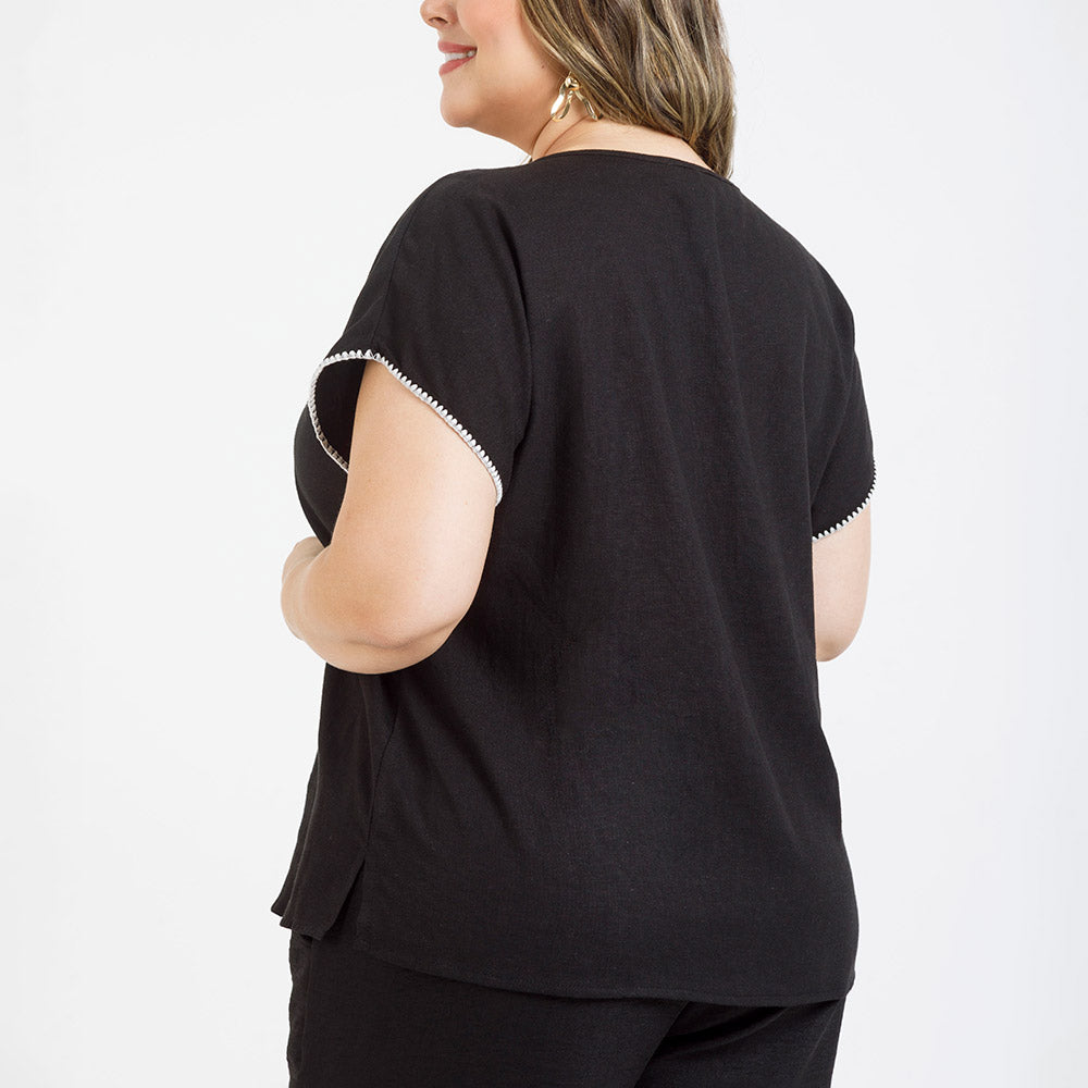 BLUSA NEGRA TALLAS GRANDES ESCOTE V Adrissa