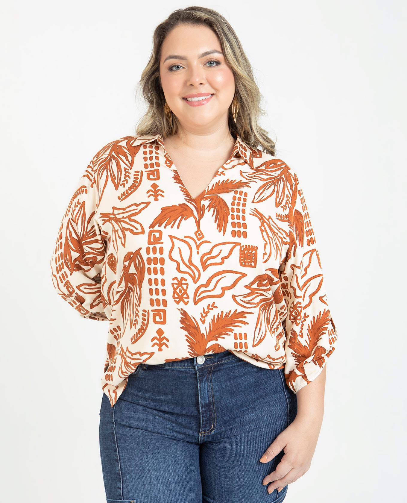 BLUSA ESTAMPADA TALLAS GRANDES CUELLO CAMISERO MANGA 3/4 CON CHARRETERA Adrissa | Ropa para mujer Blusas