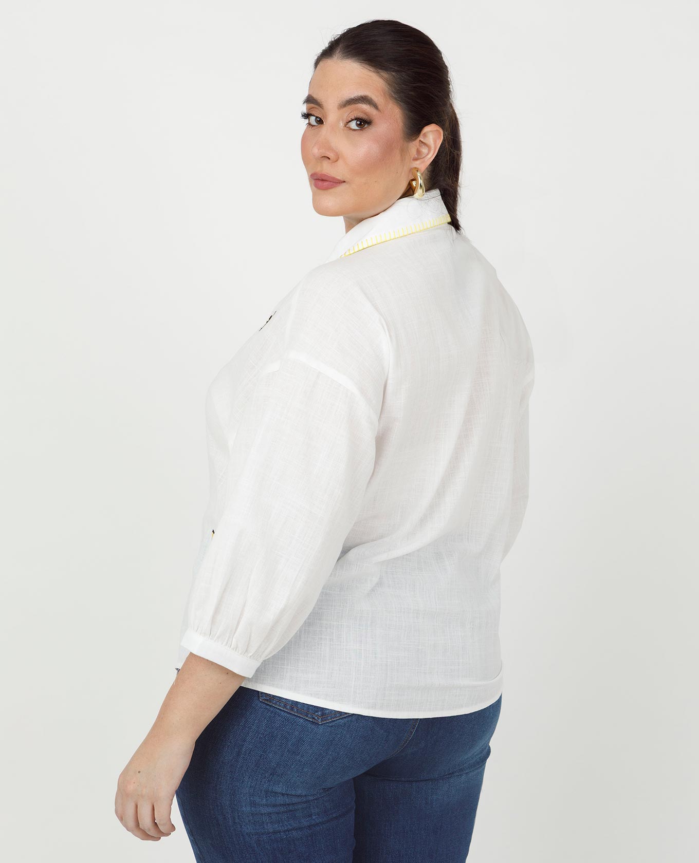 CAMISA MANGA 3/4 TALLAS GRANDES CON MARIPOSAS AMARILLAS BORDADAS EN FRENTES Adrissa | Ropa para mujer Blusas