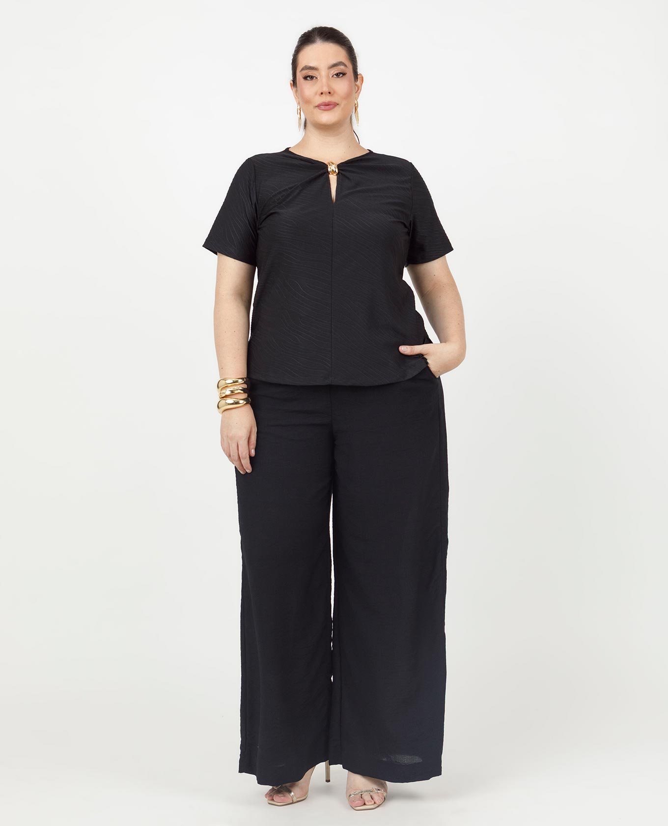 BLUSA ENTORCHADA TALLAS GRANDES CON HERRAJE TEJIDO DE PUNTO CON EFECTO Adrissa | Ropa para mujer