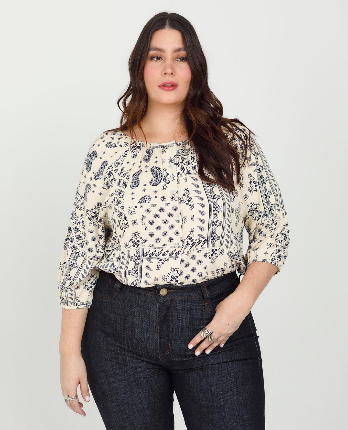 BLUSA ESTAMPADA TALLAS GRANDES MANGA RANGLAN ESCOTE SEMI BANDEJA Adrissa | Ropa para mujer