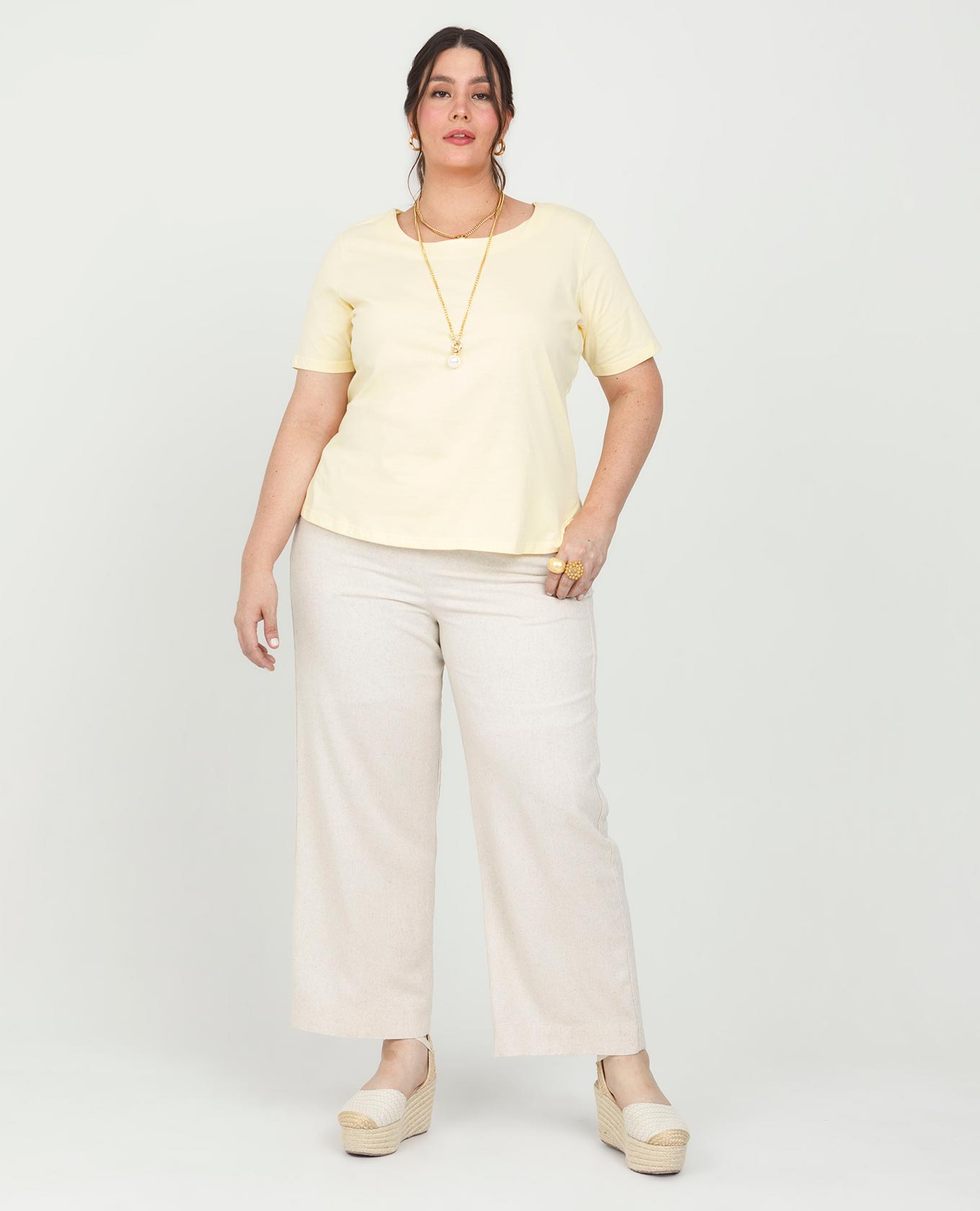 CAMISETA MANGA CORTA TALLAS GRANDES ESCOTE V EN ESPALDA CON TIRAS CRUZADAS Adrissa | Ropa para mujer Blusas