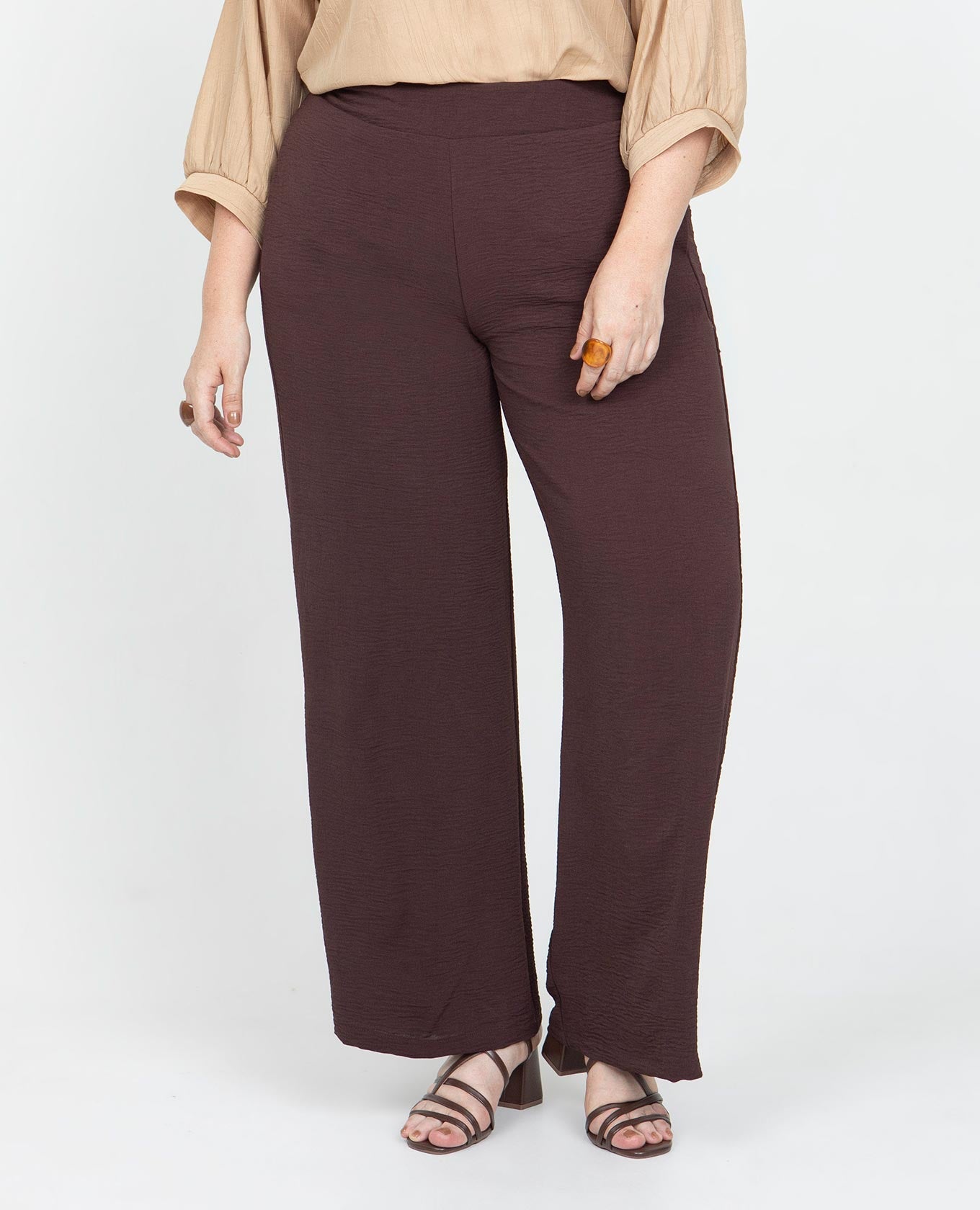 PANTALÓN RECTO TALLAS GRANDES CON ELÁSTICO EN CINTURA Adrissa | Ropa para mujer Pantalones