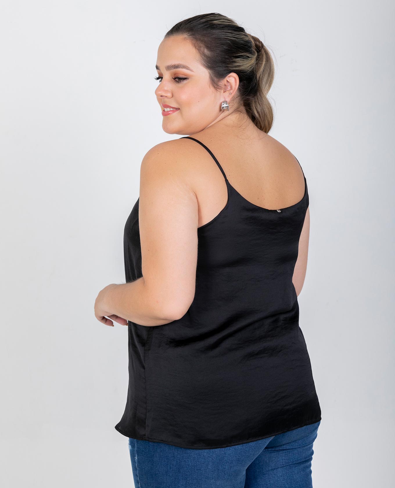 BLUSA BÁSICA TALLAS GRANDES OLIVIA Adrissa