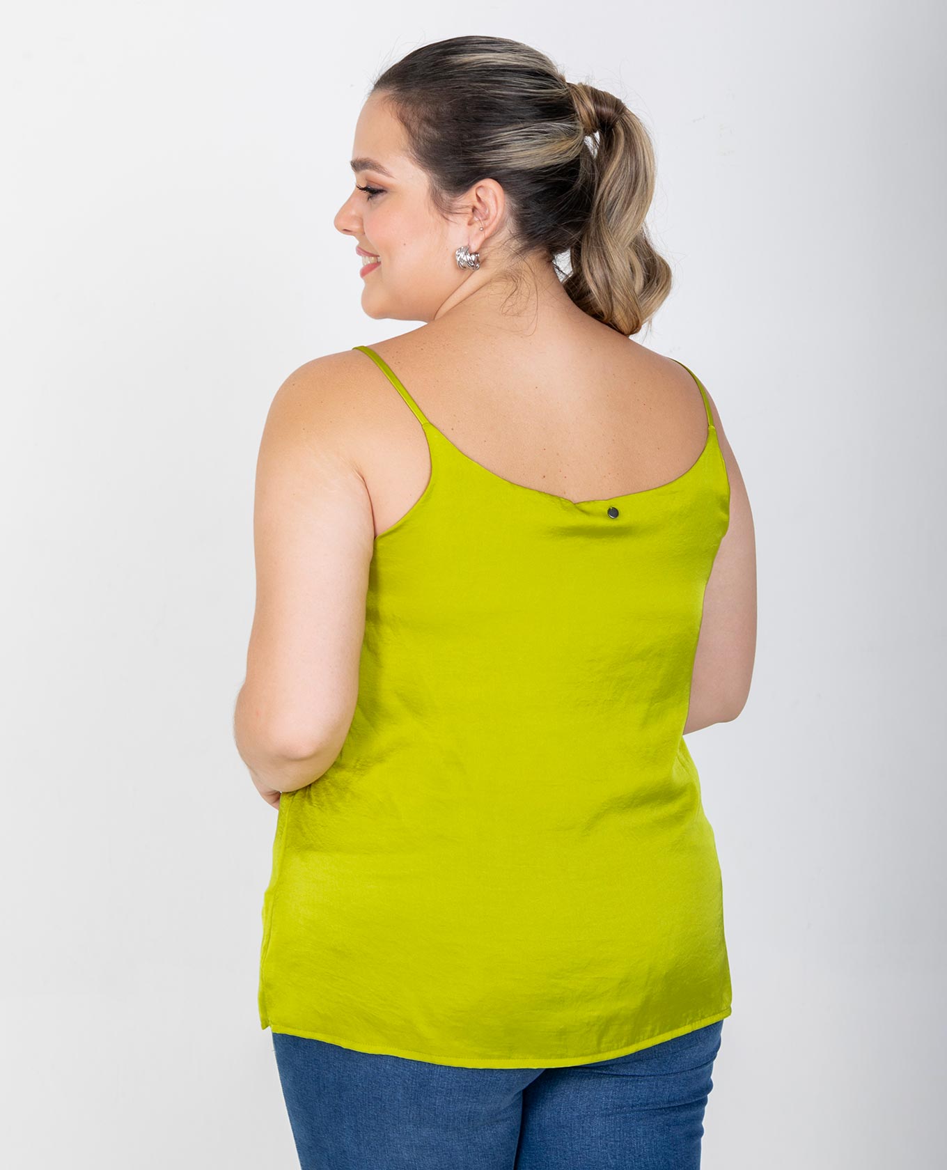 BLUSA BÁSICA TALLAS GRANDES OLIVIA Adrissa