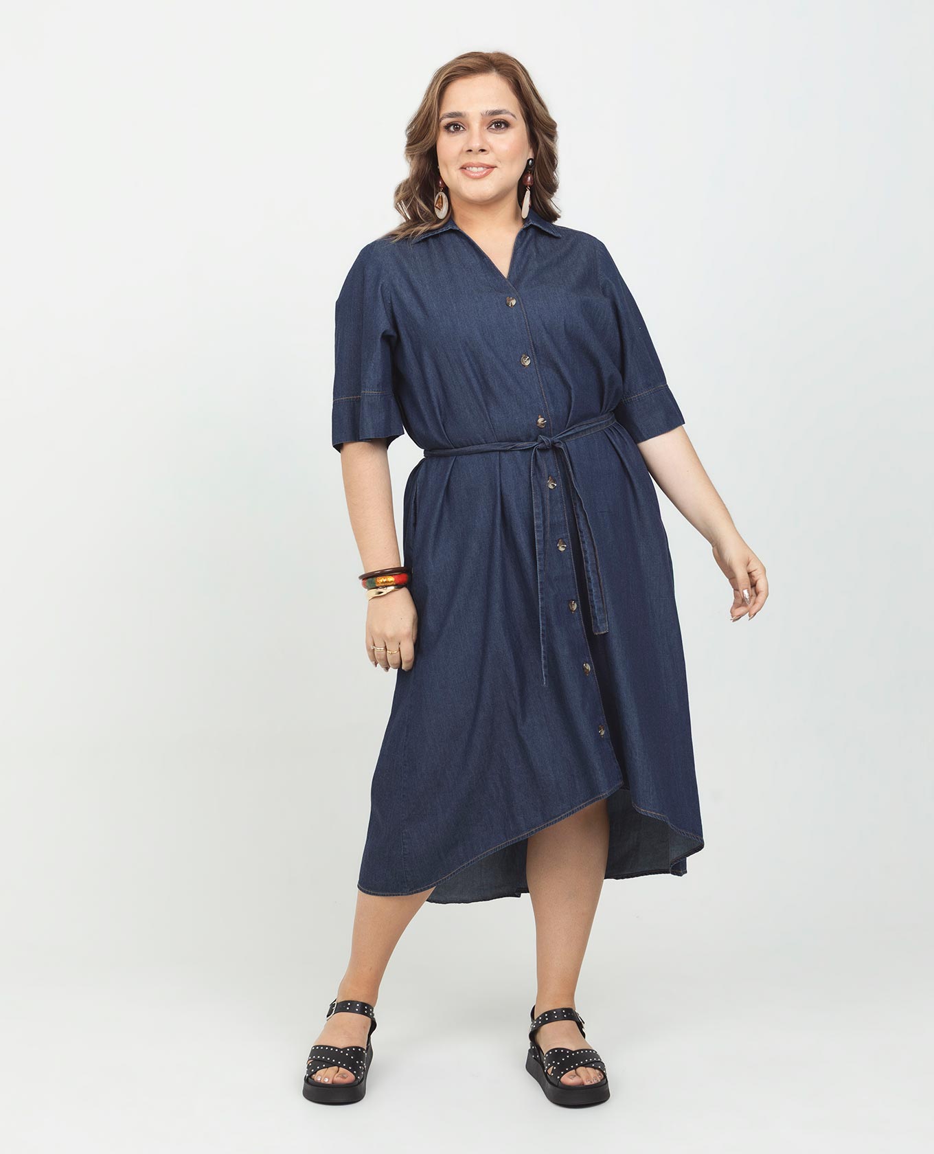 VESTIDO CAMISERO TALLAS GRANDES EN CHAMBRAY CON CINTURÓN MANGA CORTA Adrissa