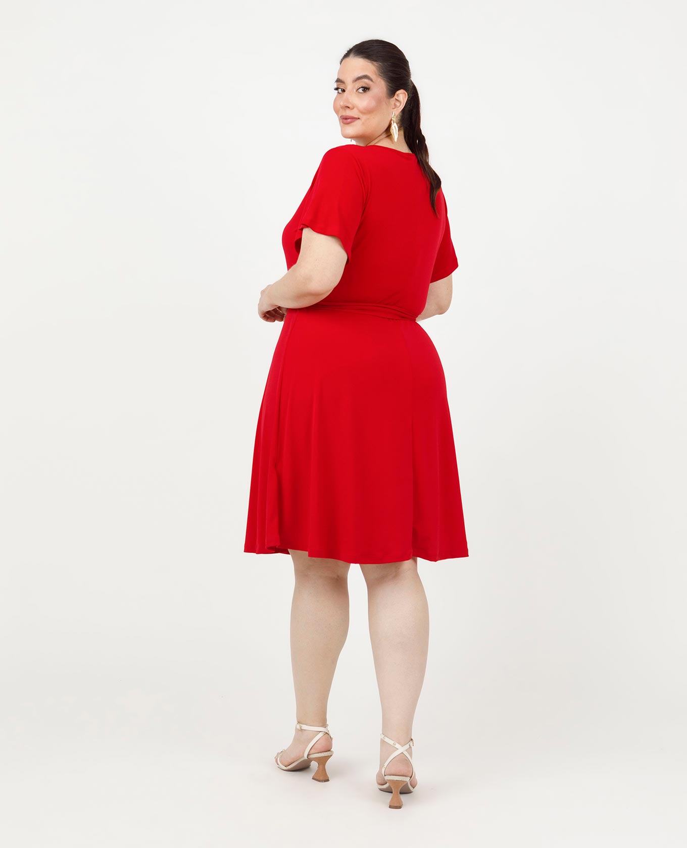 VESTIDO CORTO TALLAS GRANDES ESCOTE V MANGA CORTA CON VUELO FALDA SEMI ROTONDA Adrissa | Ropa para mujer Vestidos