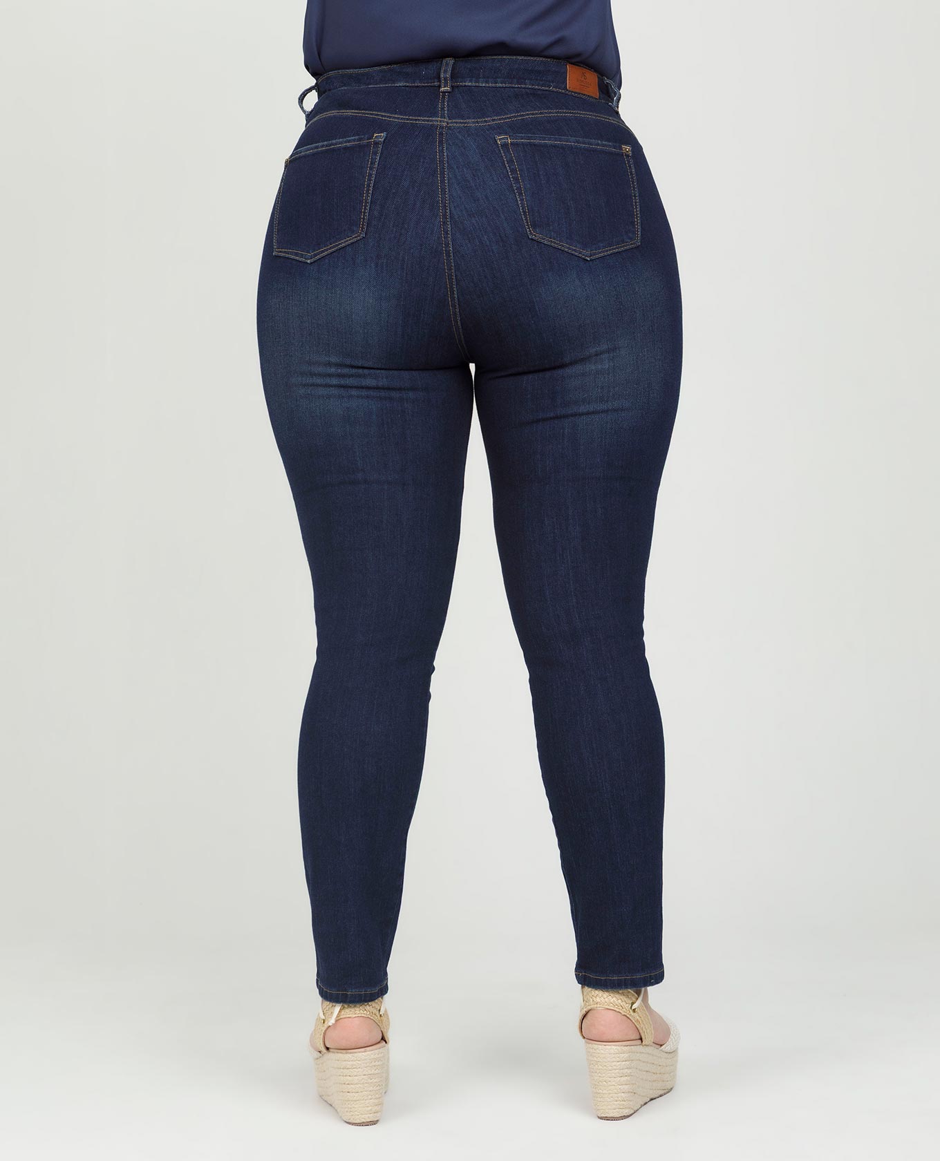 JEAN SKINNY TALLAS GRANDES TONO OSCURO PRETINA DELGADA CINCO BOLSILLOS Adrissa | Ropa para mujer