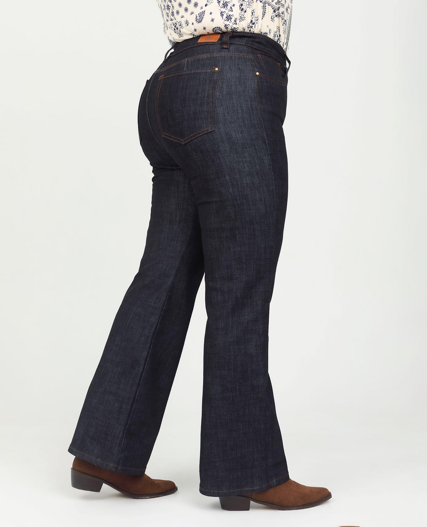 JEAN REGULAR TALLAS GRANDES TONO OSCURO PRETINA DELGADA CINCO BOLSILLOS Adrissa | Ropa para mujer
