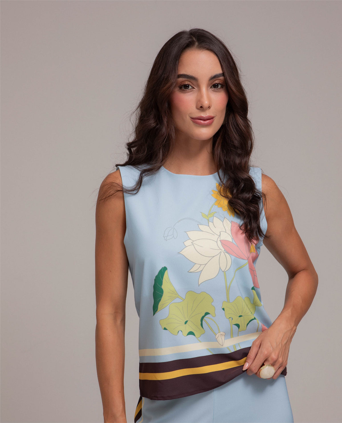 BLUSA MANGA SISA PARA MUJER ESTAMPACION EXCLUSIVA FLORES ORIENTALES