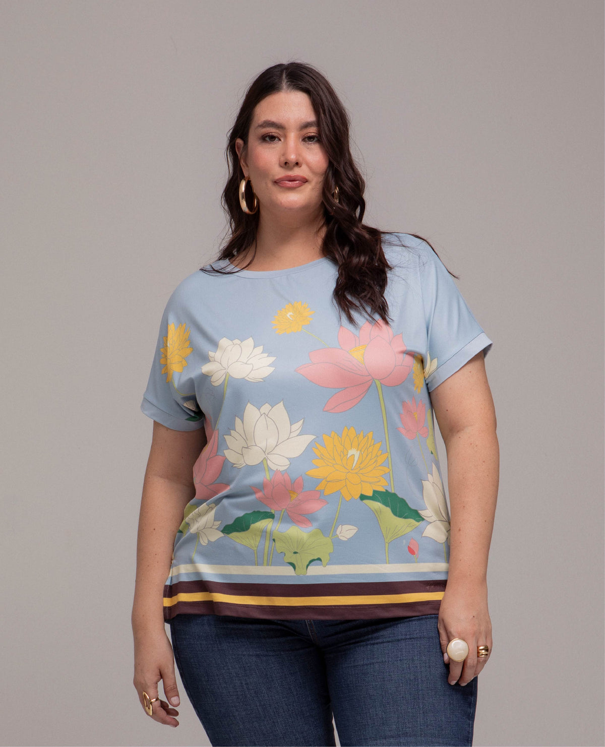 CAMISETA MANGA CORTA TALLAS GRANDES ESTAMPADO EXCLUSIVO EN FRENTE MANGA RODADA