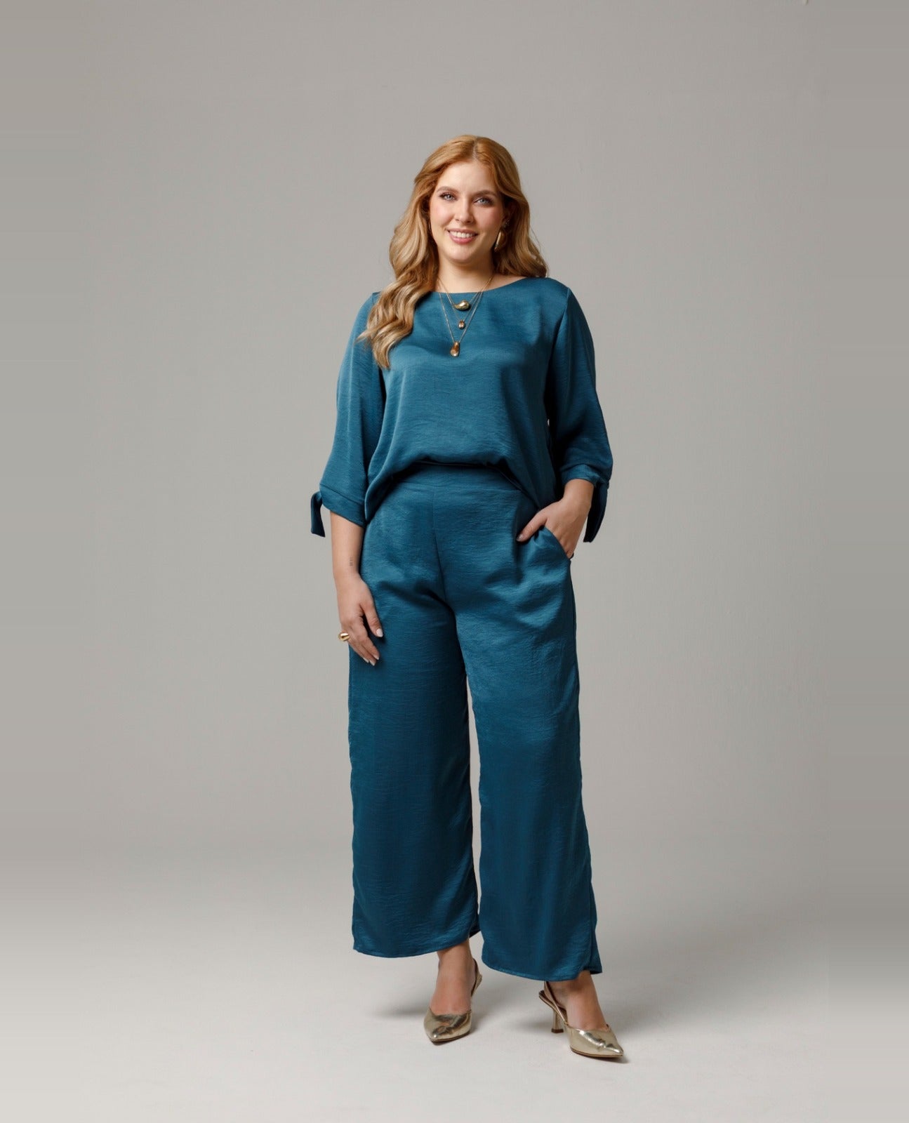 PANTALON RECTO TALLAS GRANDES CINTURA CON ELASTICO EN TRASERO AL TOBILLO Adrissa | Ropa para mujer Pantalones