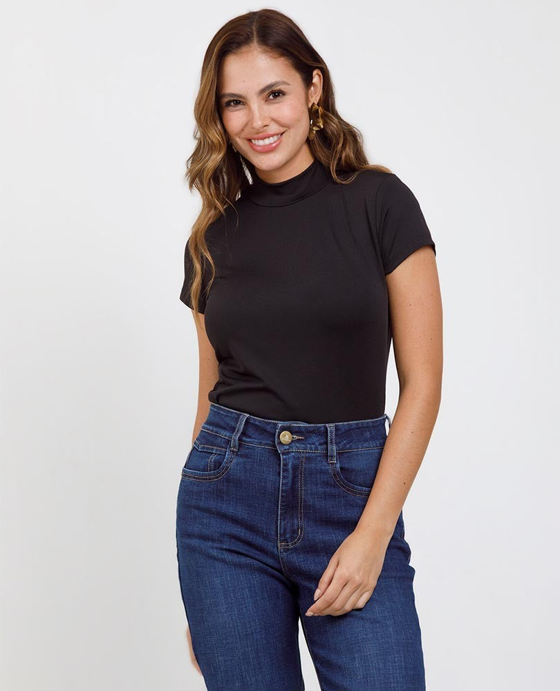 CAMISETA BÁSICA JULIETA Adrissa