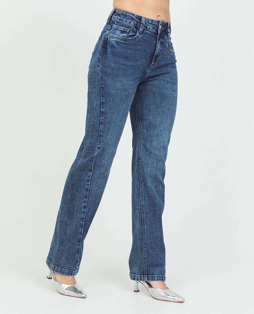 JEAN REGULAR PARA MUJER CON COSTADOS ADELANTADOS Adrissa