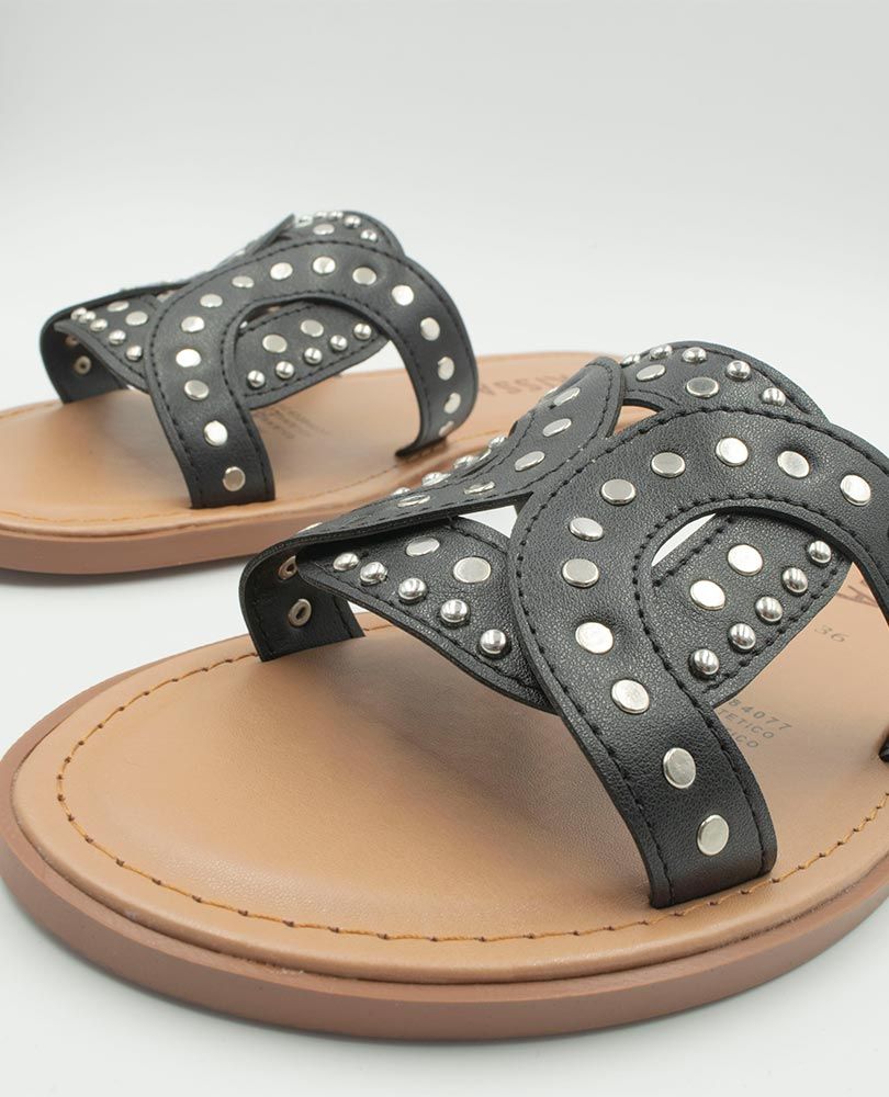 SANDALIA TIRAS NEGRAS Y SUELA MIEL Adrissa