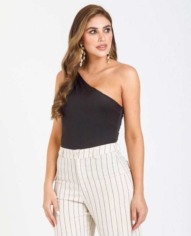 TOP NEGRO PARA MUJER ASIMÉTRICO Adrissa