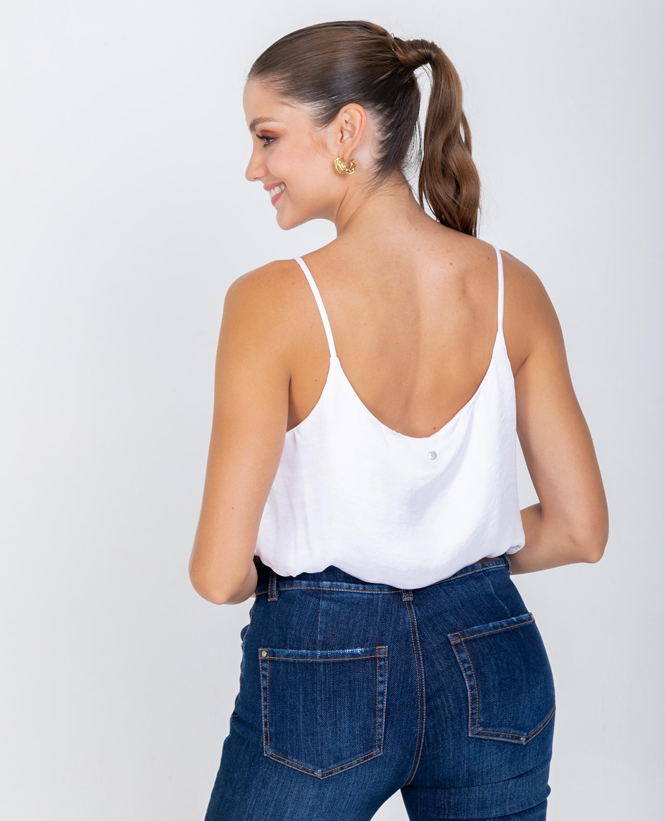 BLUSA BÁSICA OLIVIA DE TIRAS PARA MUJER Adrissa