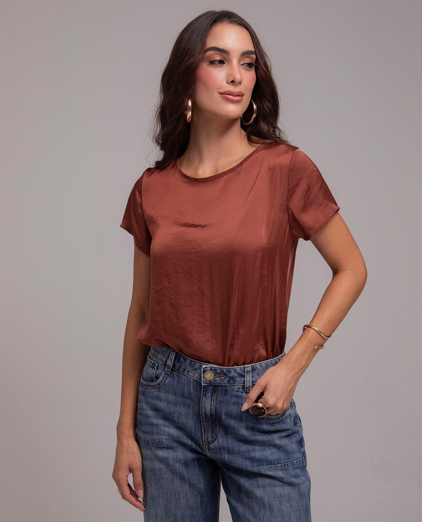 BLUSA ADRISSA BÁSICA MARÍA PARA MUJER MOCA Adrissa Blusas