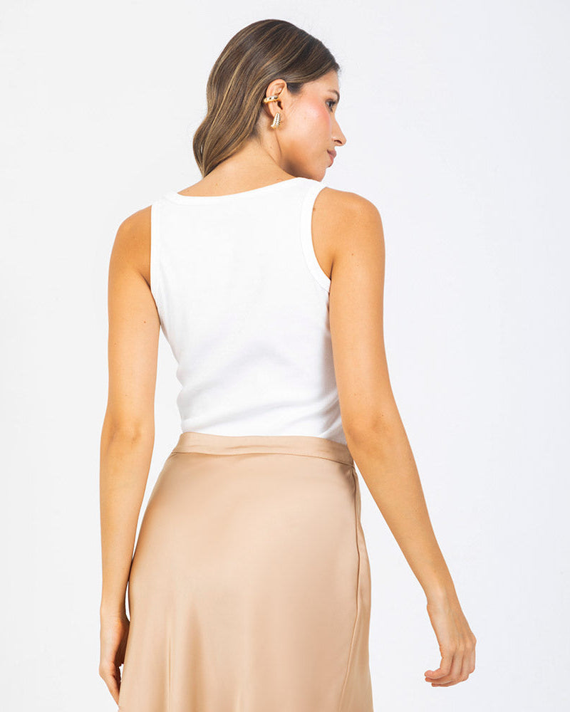 CAMISETA MANGA SISA PARA MUJER CON APLIQUE Adrissa